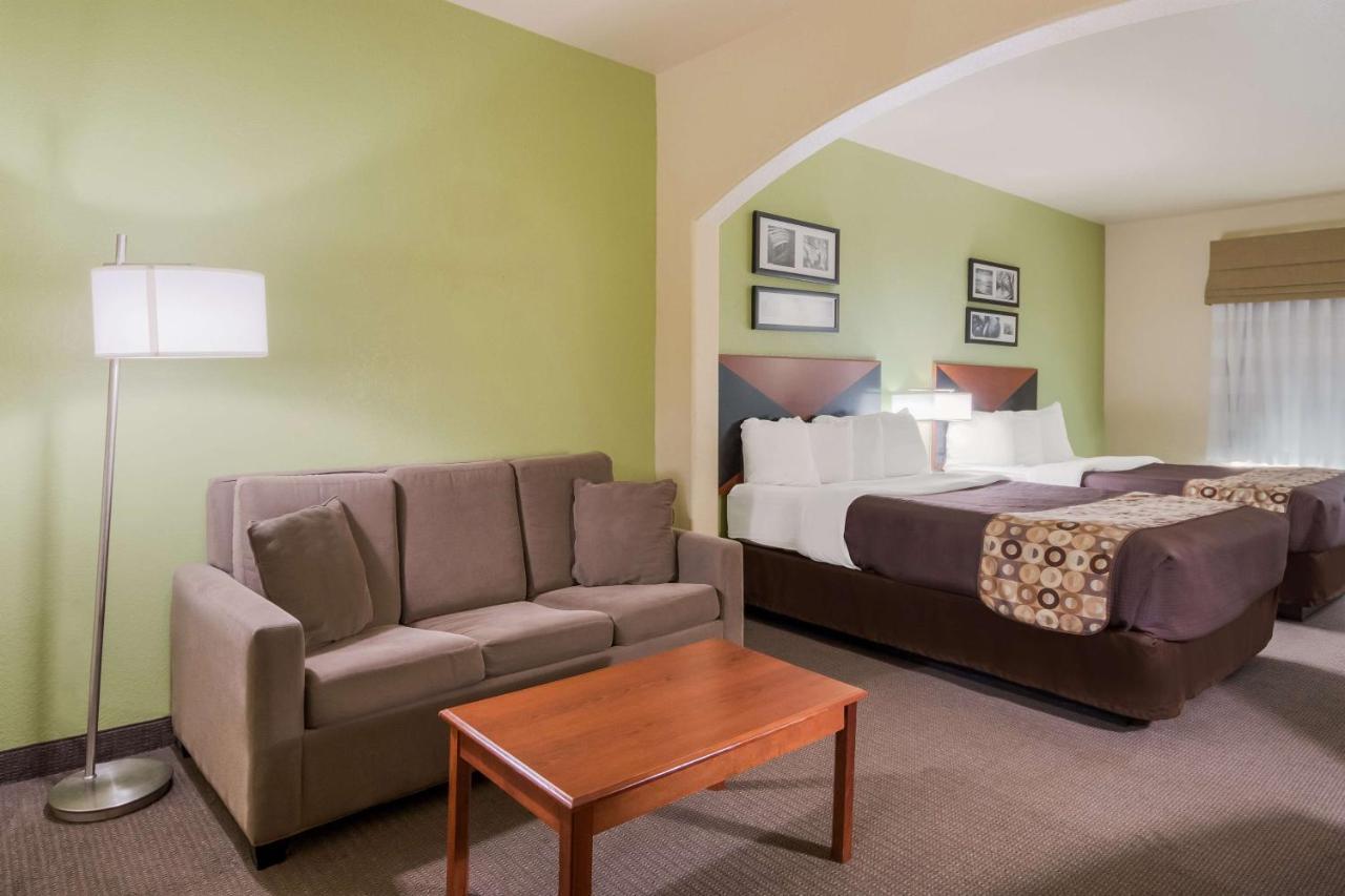 Surestay Plus Hotel By Best Western Near Seaworld San Antonio Zewnętrze zdjęcie
